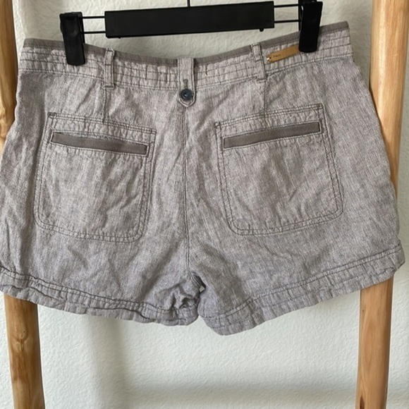 Pilcro and the Letter Press Linen Grey Shorts 0042 - Picture 5 of 8